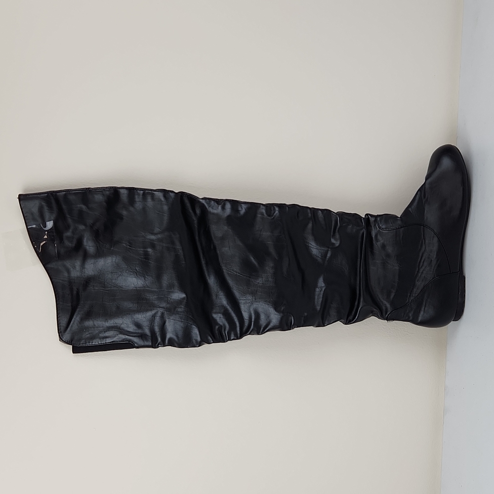 CA Collection by Carrini Womens Knee High